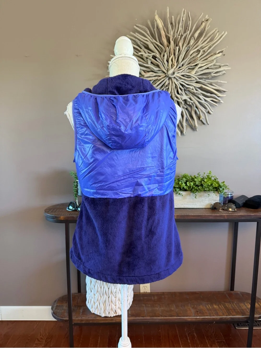 North Face zip up Vest in‎ purple with hood